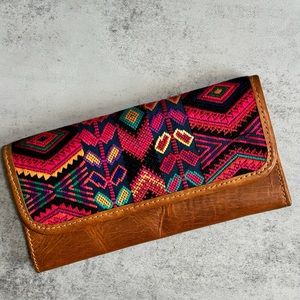 Huipil Wallet